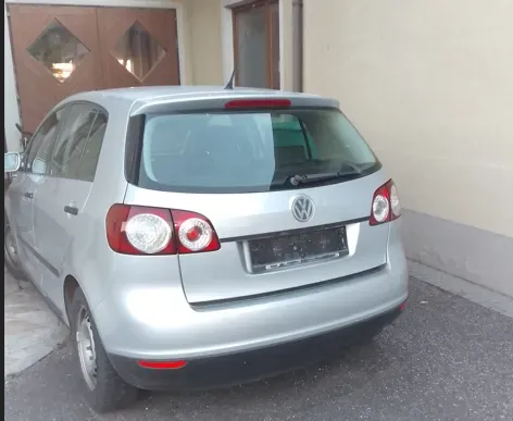 Volkswagen Golf 2005 photo 3