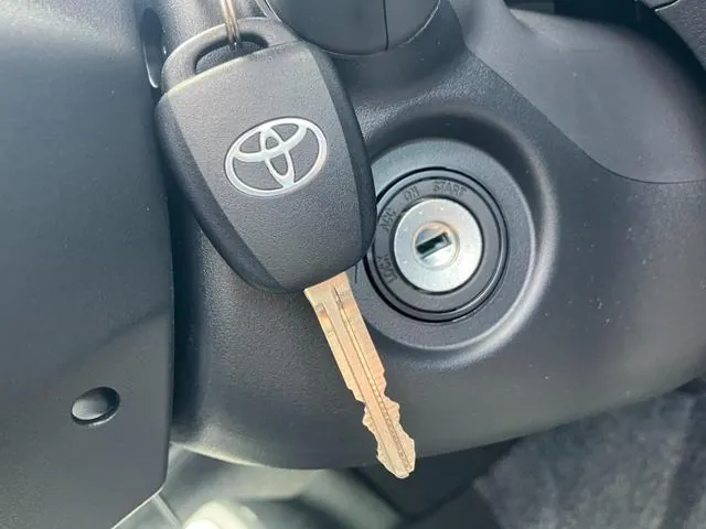 Toyota Probox F 2026 photo 4