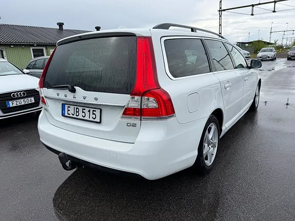 Volvo V70 2015 photo 5