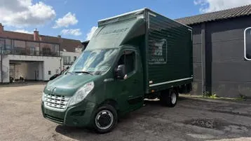 Renault Master 2011 photo 2
