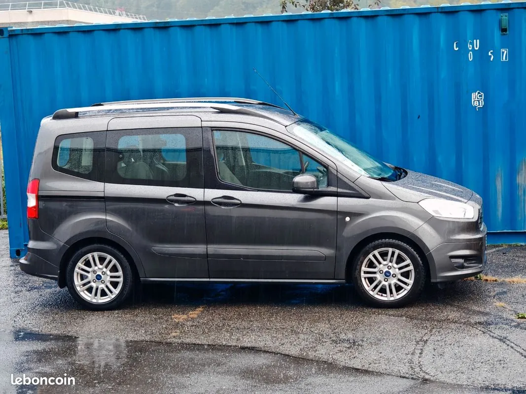 Ford Tourneo Courier