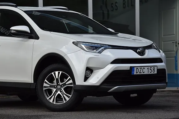 Toyota Rav4 2016 photo 3