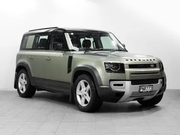 Land Rover Defender 2022 photo 2
