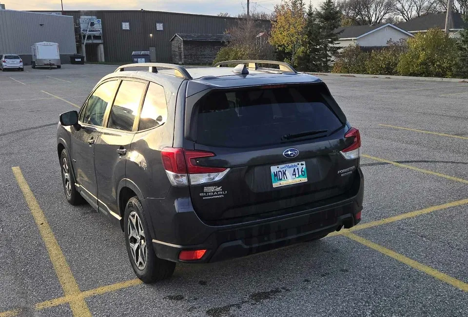 Subaru Forester 2019 photo 2