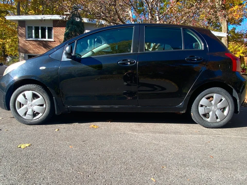 Toyota Yaris 2007 photo 3