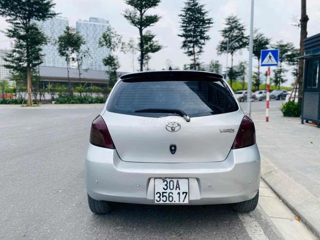 Toyota Yaris 2007 photo 4