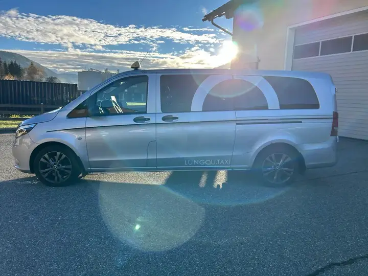 Mercedes-Benz Vito Tourer 2018 photo 2