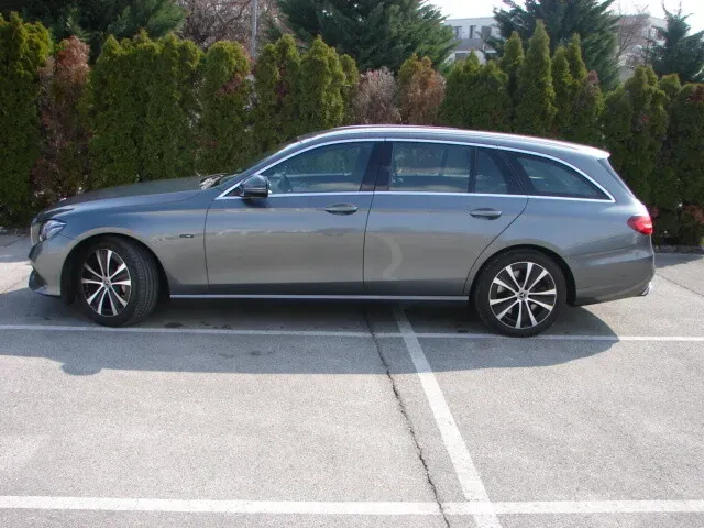 Mercedes-Benz E-Class 2019 photo 2