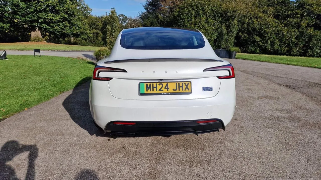 Tesla Model 3 2024 photo 5