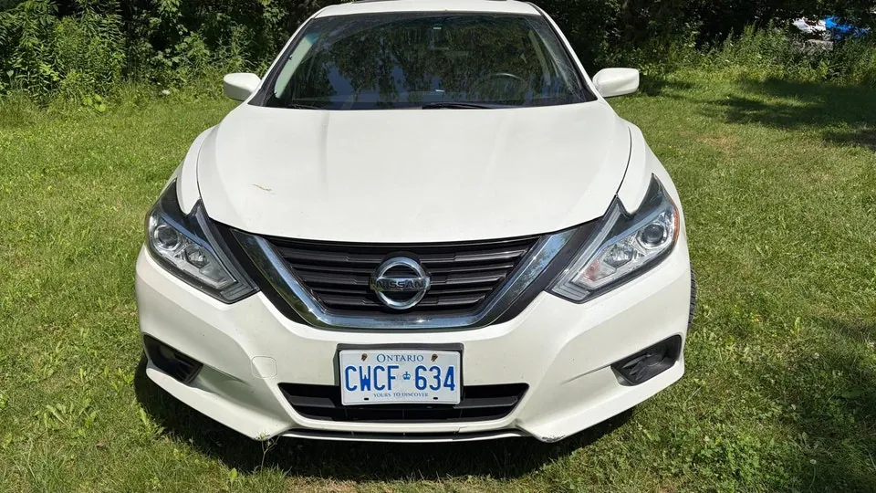 Nissan Altima 2016 photo 2
