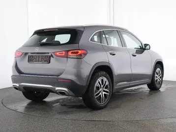 Mercedes-Benz Gla 2023 photo 2