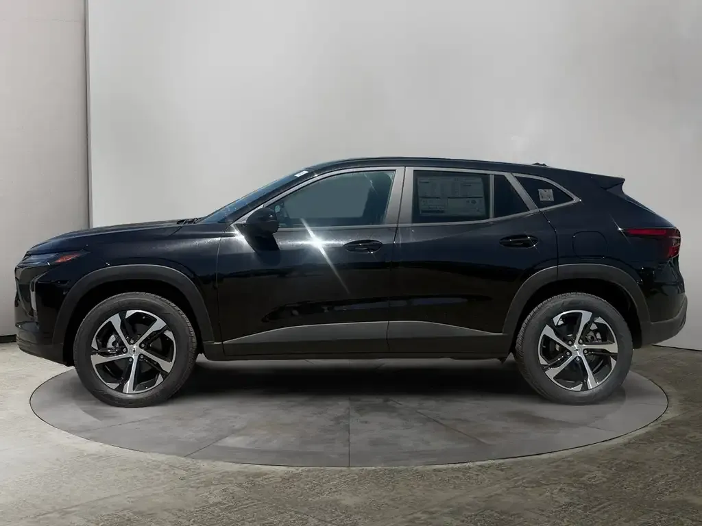Chevrolet Trax 2026 photo 2
