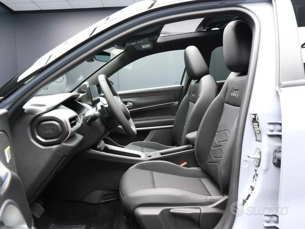 Jeep Avenger 2026 photo 3