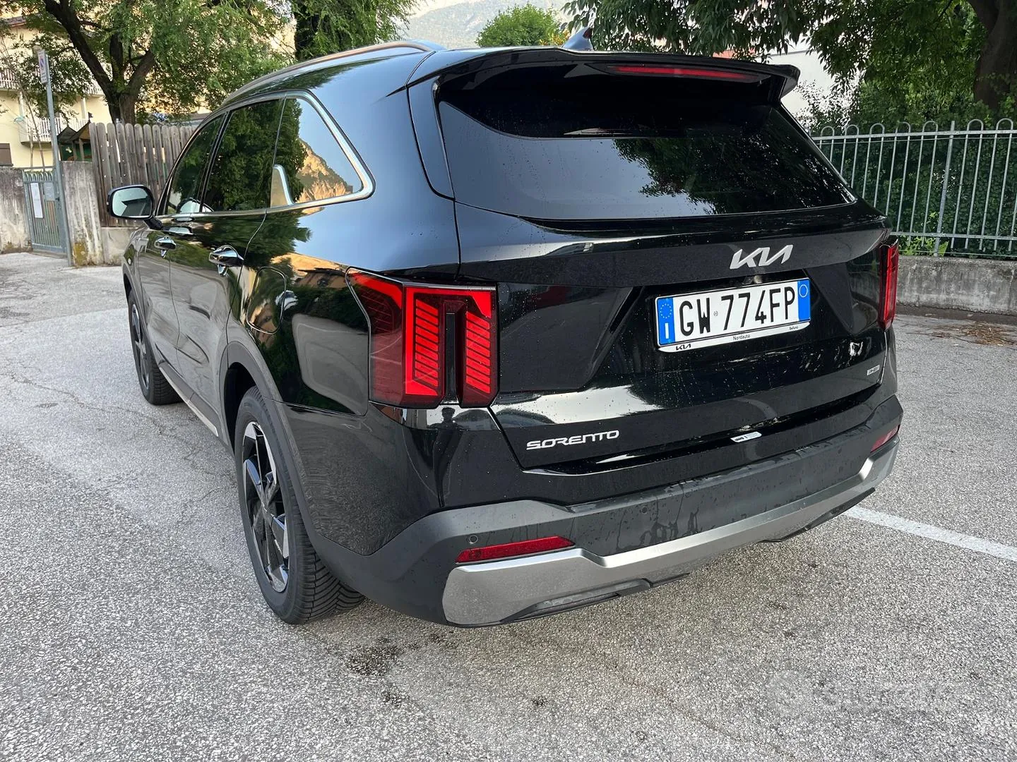 Kia Sorento 2024 photo 2
