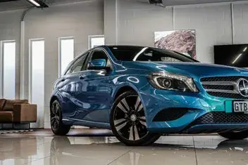 Mercedes-Benz A 200 2013 photo 5