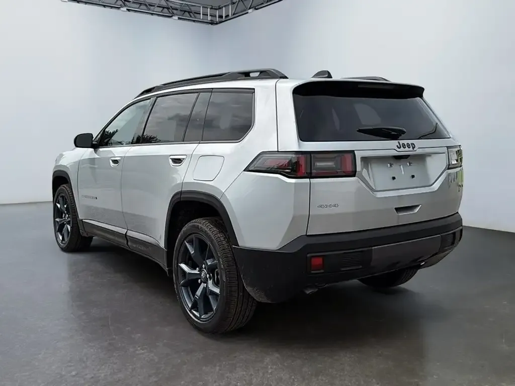 Jeep Cherokee 2026 photo 5