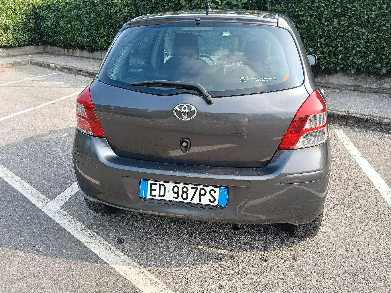 Toyota Yaris 2011 photo 5