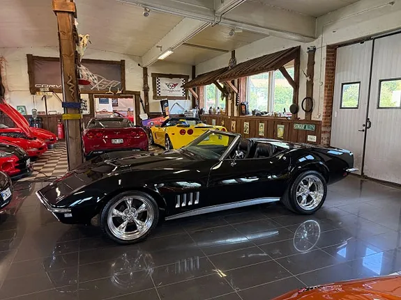 Chevrolet Corvette 1968 photo 2