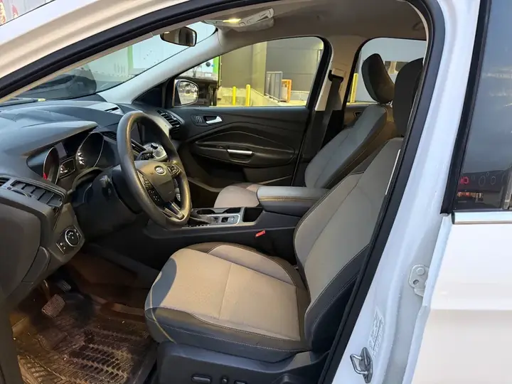 Ford Escape 2018 photo 5