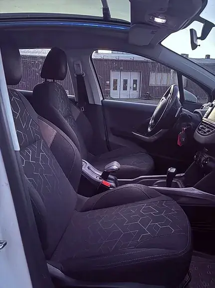 Peugeot 2008 2014 photo 5