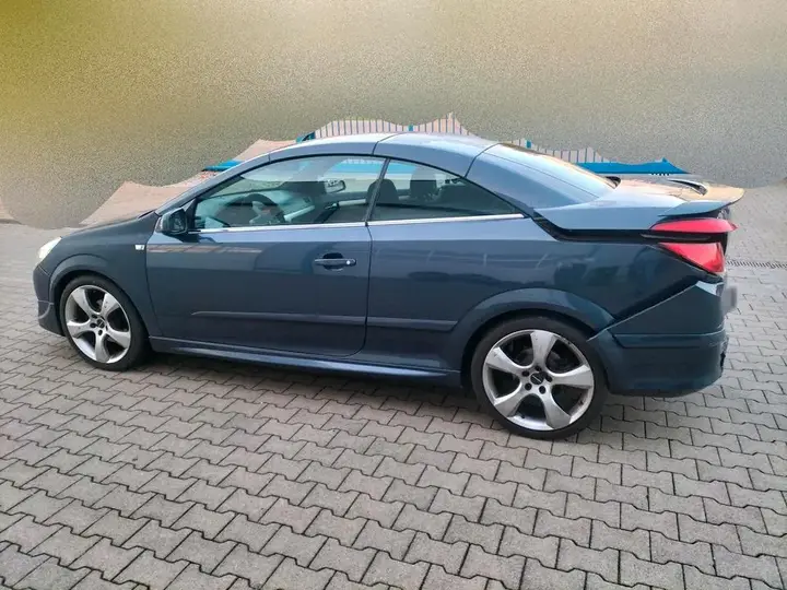 Opel Astra H