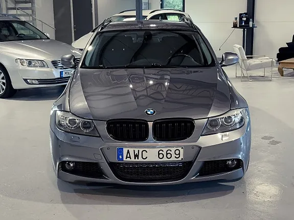 BMW 320 2009 photo 3