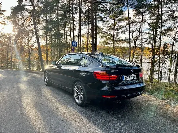 BMW 320D 2016 photo 2