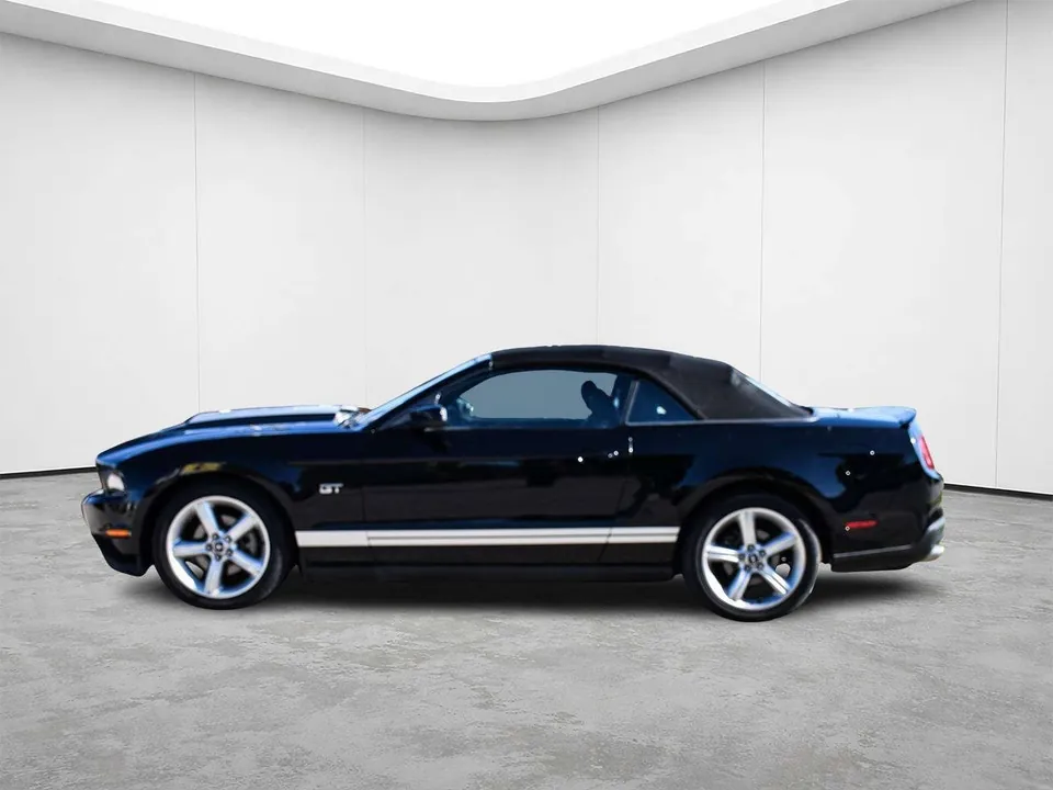 Ford Mustang 2010 photo 4