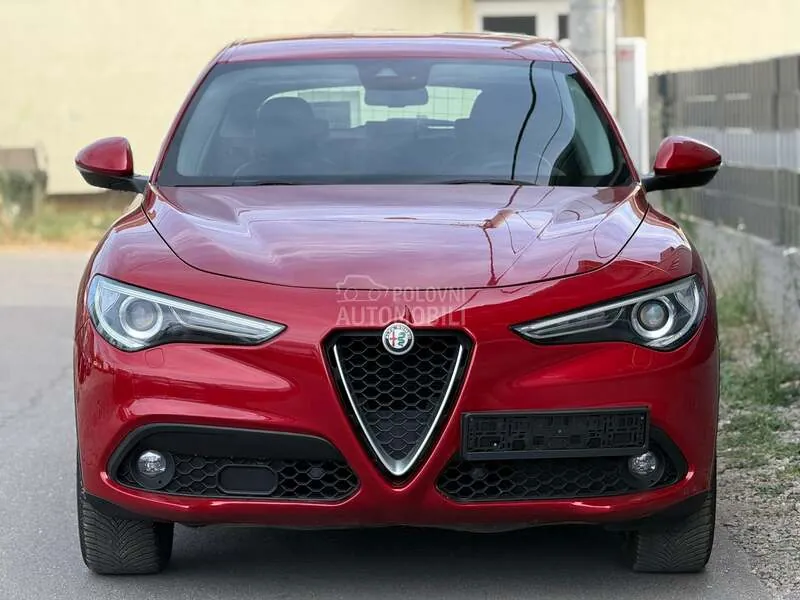 Alfa Romeo Stelvio 2017 photo 5