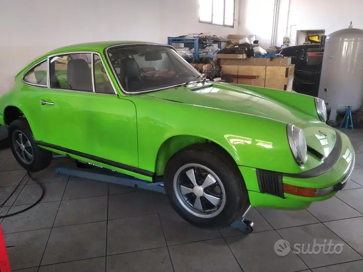 Porsche 911 1974 photo 2
