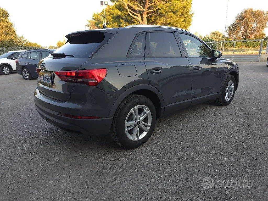 Audi Q3 2020 photo 5