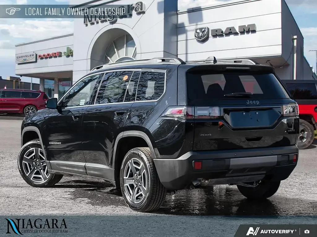 Jeep Cherokee 2026 photo 4