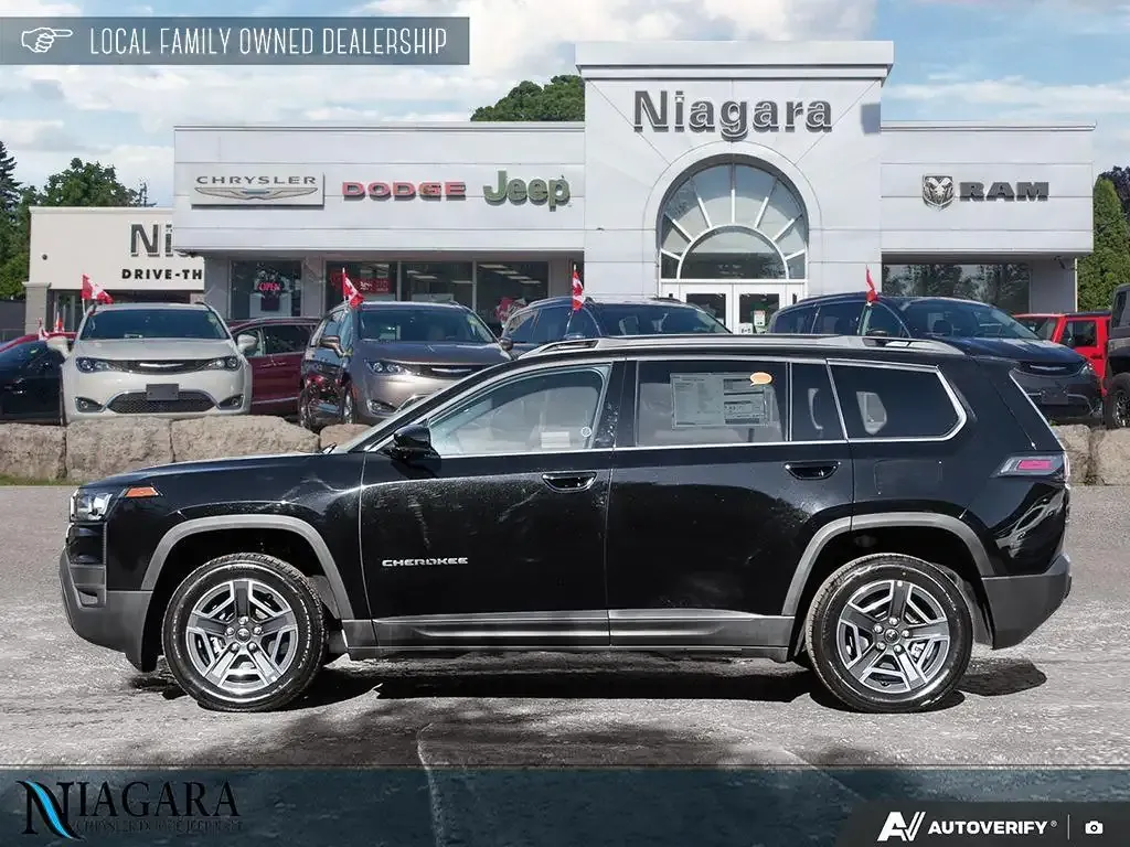 Jeep Cherokee 2026 photo 3