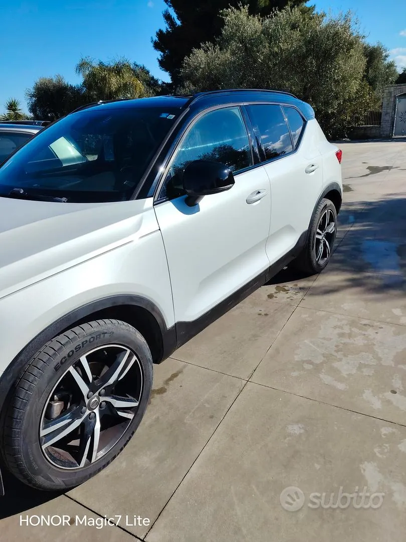 Volvo Xc40 2019 photo 4