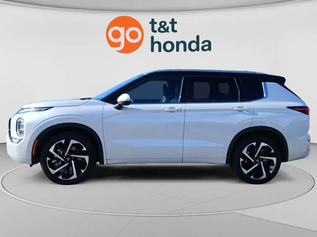 Mitsubishi Outlander 2024 photo 2