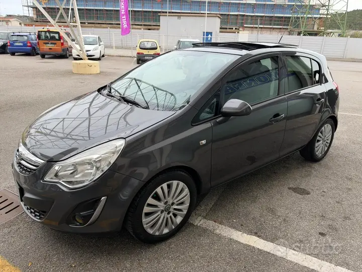 Opel Corsa 2011 photo 4