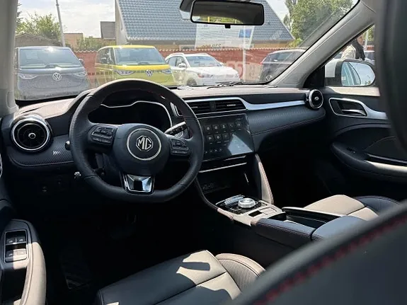 MG Zs 2024 photo 2