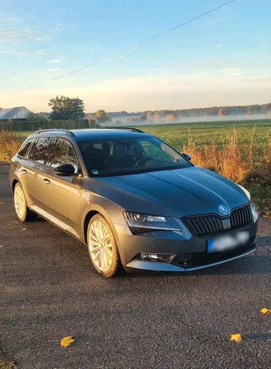 Skoda Superb Combi
