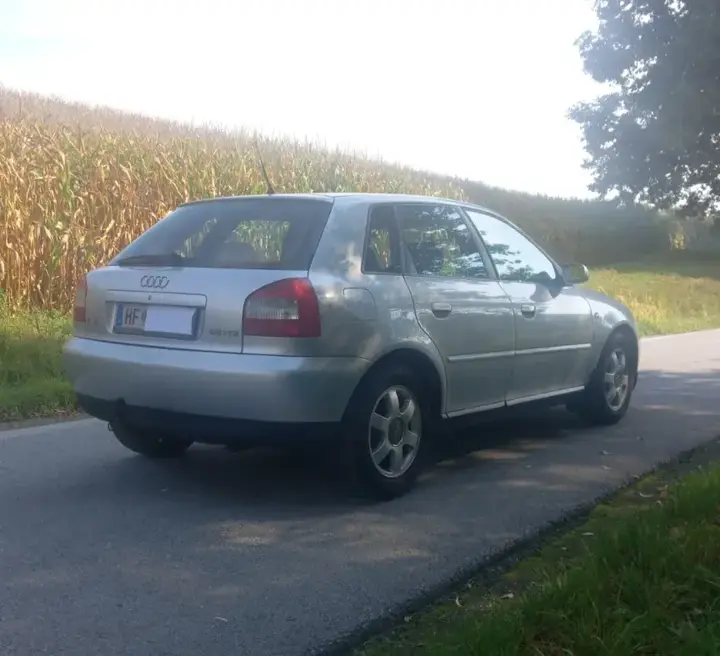 Audi A3 2002 photo 2