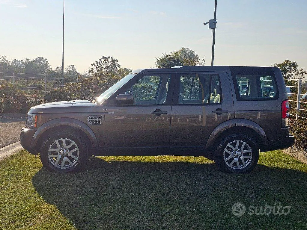 Land Rover Discovery 2009 photo 5