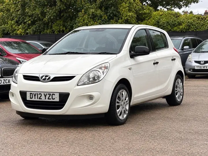 Hyundai I20 2012 photo 3
