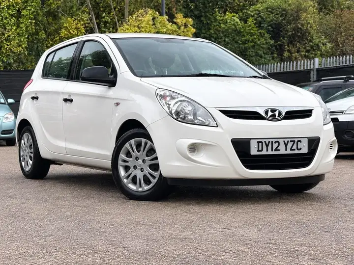 Hyundai I20