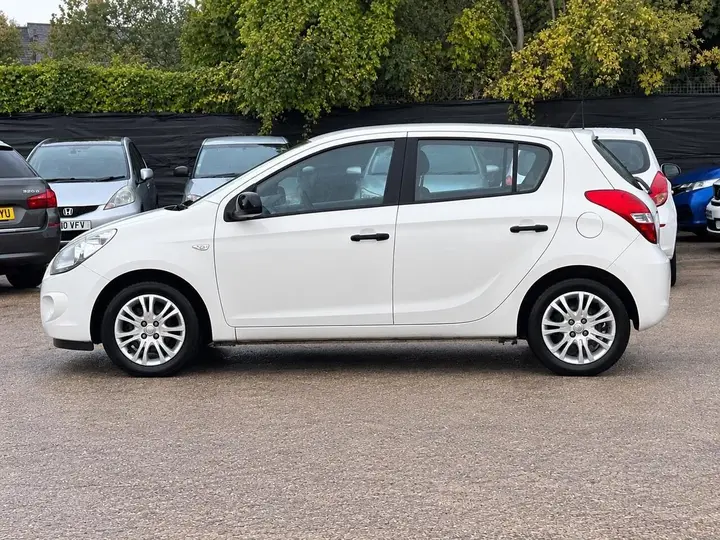 Hyundai I20 2012 photo 4
