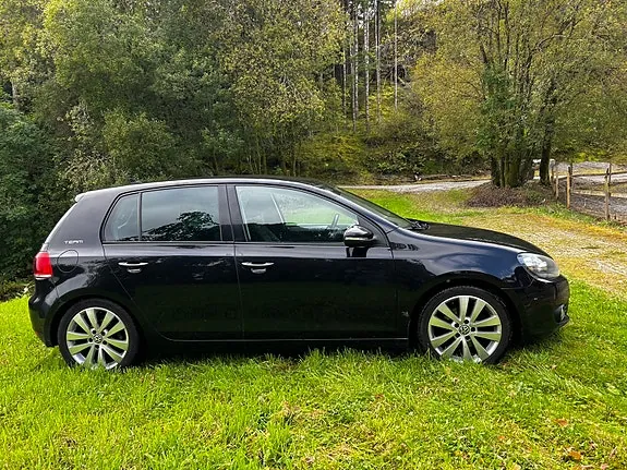 Volkswagen Golf Vi 2011 photo 5