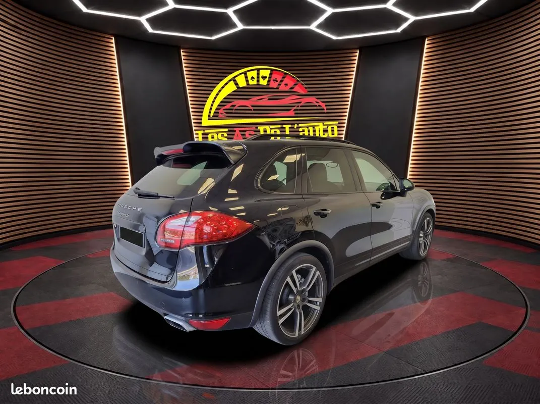 Porsche Cayenne 2011 photo 4