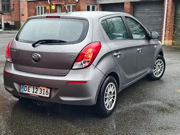 Hyundai I20 2013 photo 4