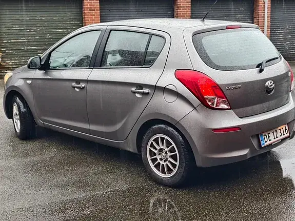 Hyundai I20 2013 photo 5