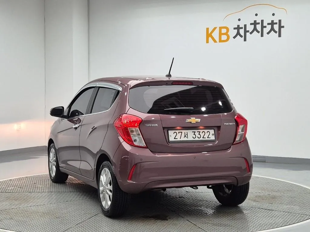 Chevrolet Spark 2019 photo 2