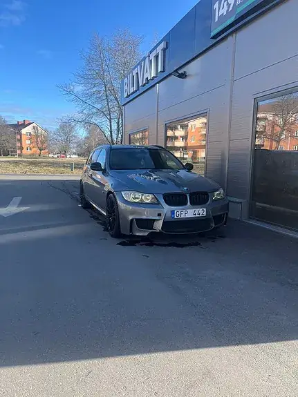 BMW 318I