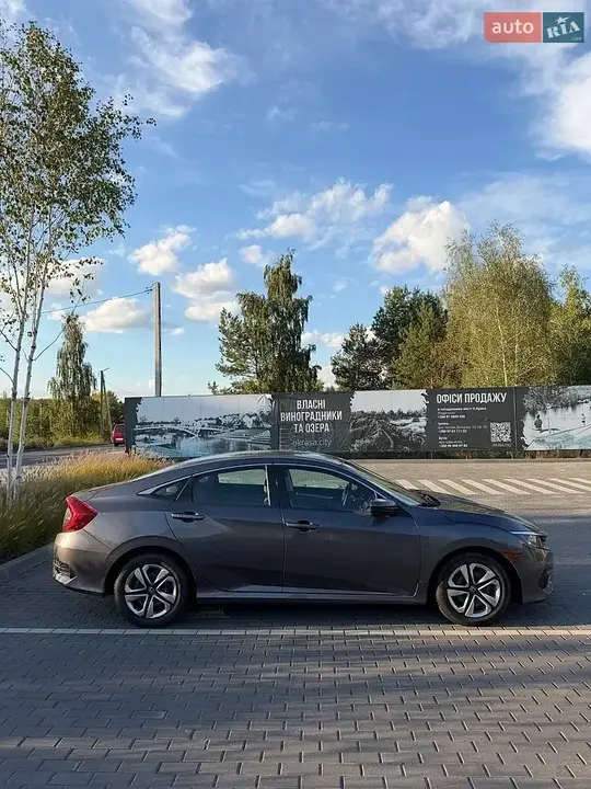 Honda Civic 2016 photo 4